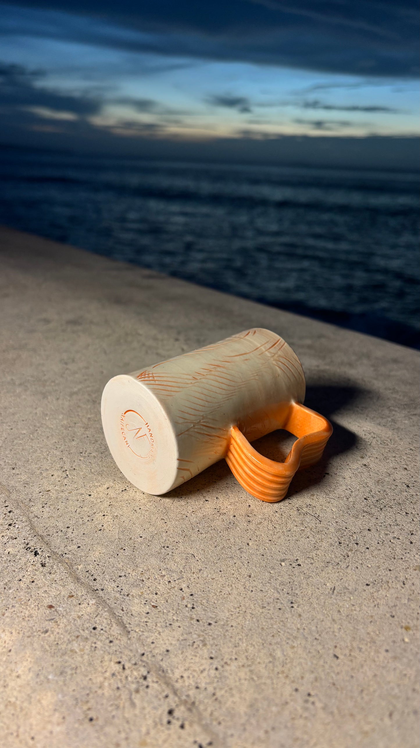 Orange wave mug