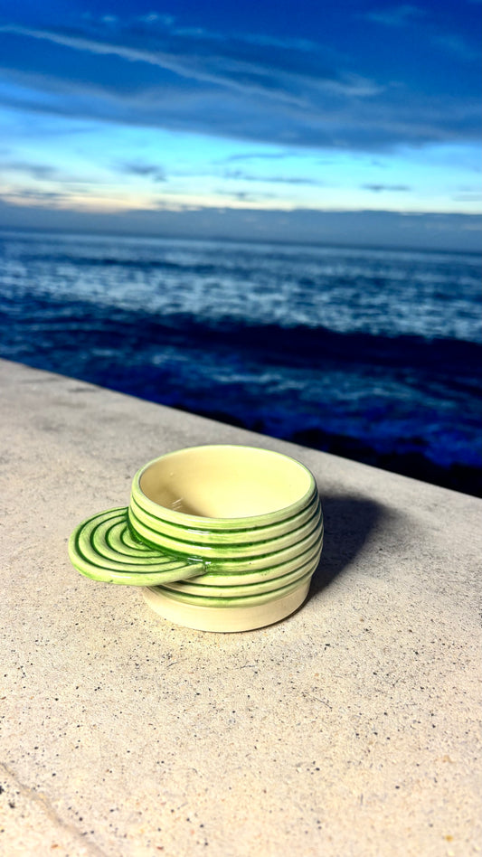 Verde spaceship mug